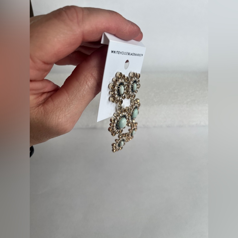White House Black Market Gold and Green Drop Earrings 🆕 - Picture 5 of 7